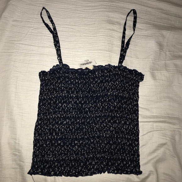 Brandy Melville Tops - brandy melville tank